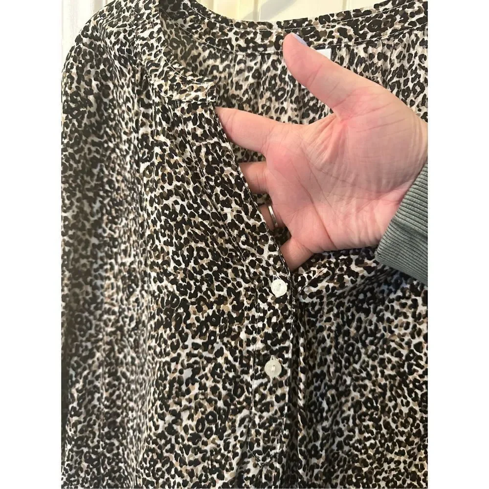 NWOT Old Navy Leopard Animal Print Button Long Sleeve Blouse - Size XL - 613827 - Picture 5 of 10